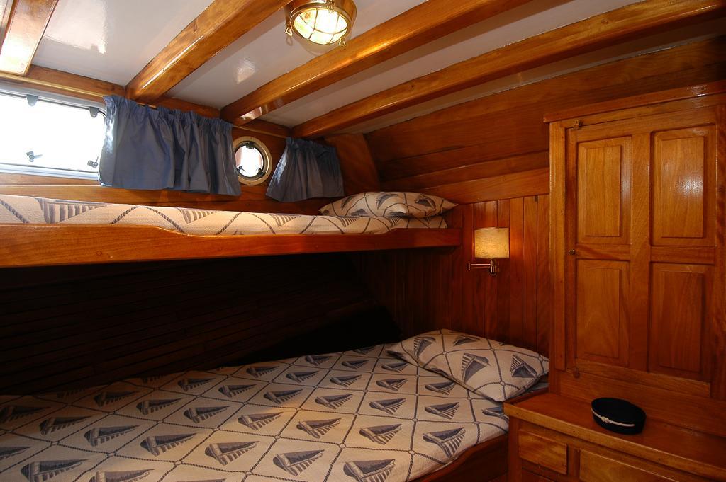 Plaghia Boat & Breakfast Hotel Castellammare di Stabia Exterior photo