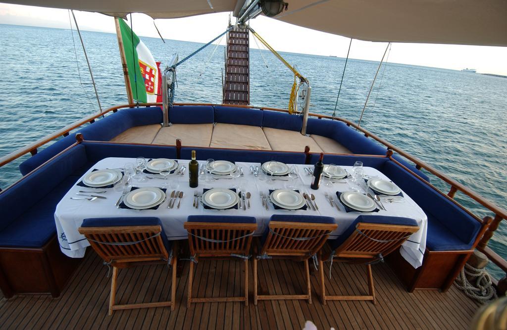 Plaghia Boat & Breakfast Hotel Castellammare di Stabia Exterior photo