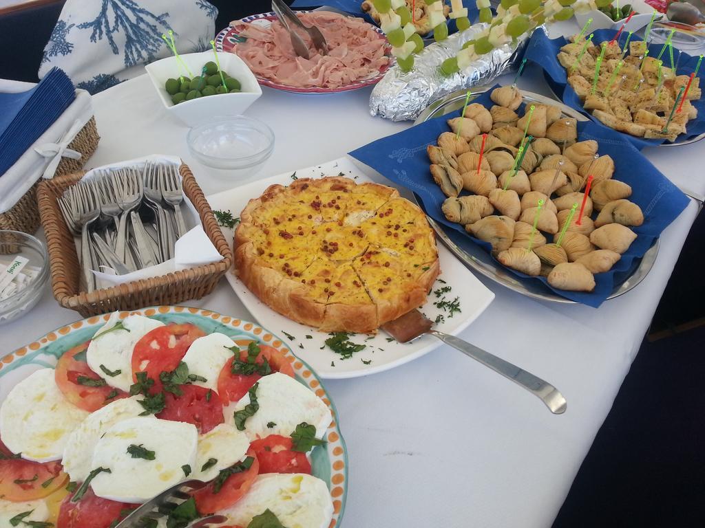 Plaghia Boat & Breakfast Hotel Castellammare di Stabia Exterior photo